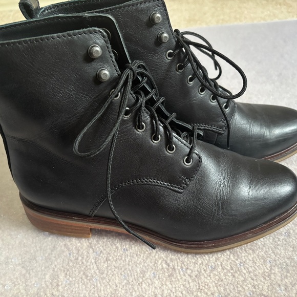 Clarks Black Boots - Picture 1 of 3